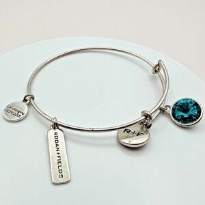 Vintage 90s Rodan +‎ Fields Silver Tone Bangle Bracelet Women's Classic Jewelry